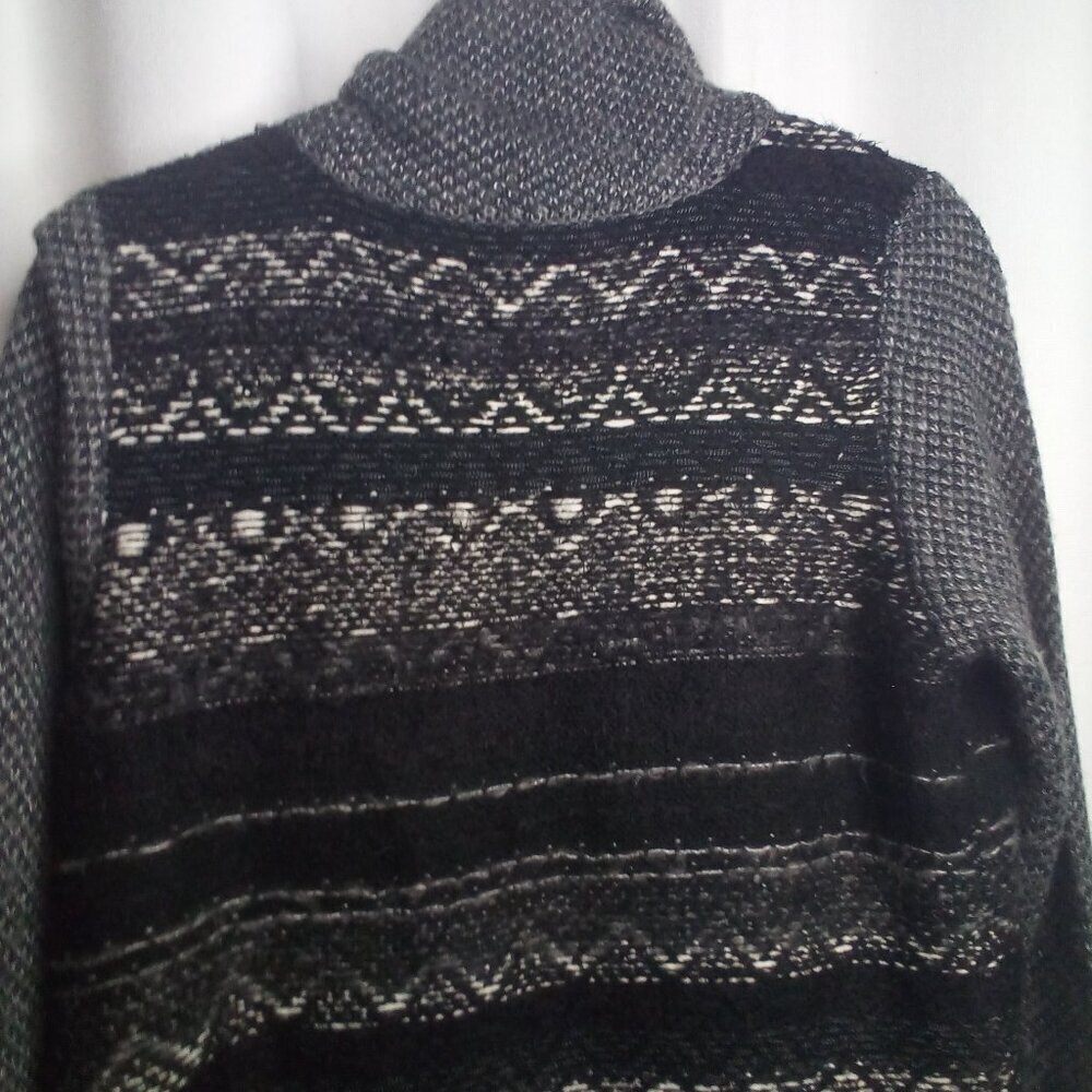 Vintage America Cardigan Sweater M Open Front Fringe Long Sleeve Black White - Picture 2 of 14